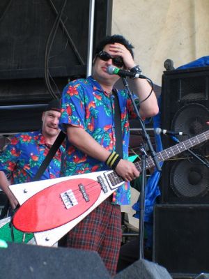me first and the gimme gimmes 1
