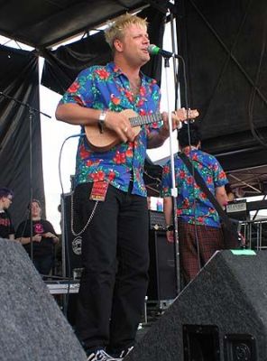 me first and the gimme gimmes 3
